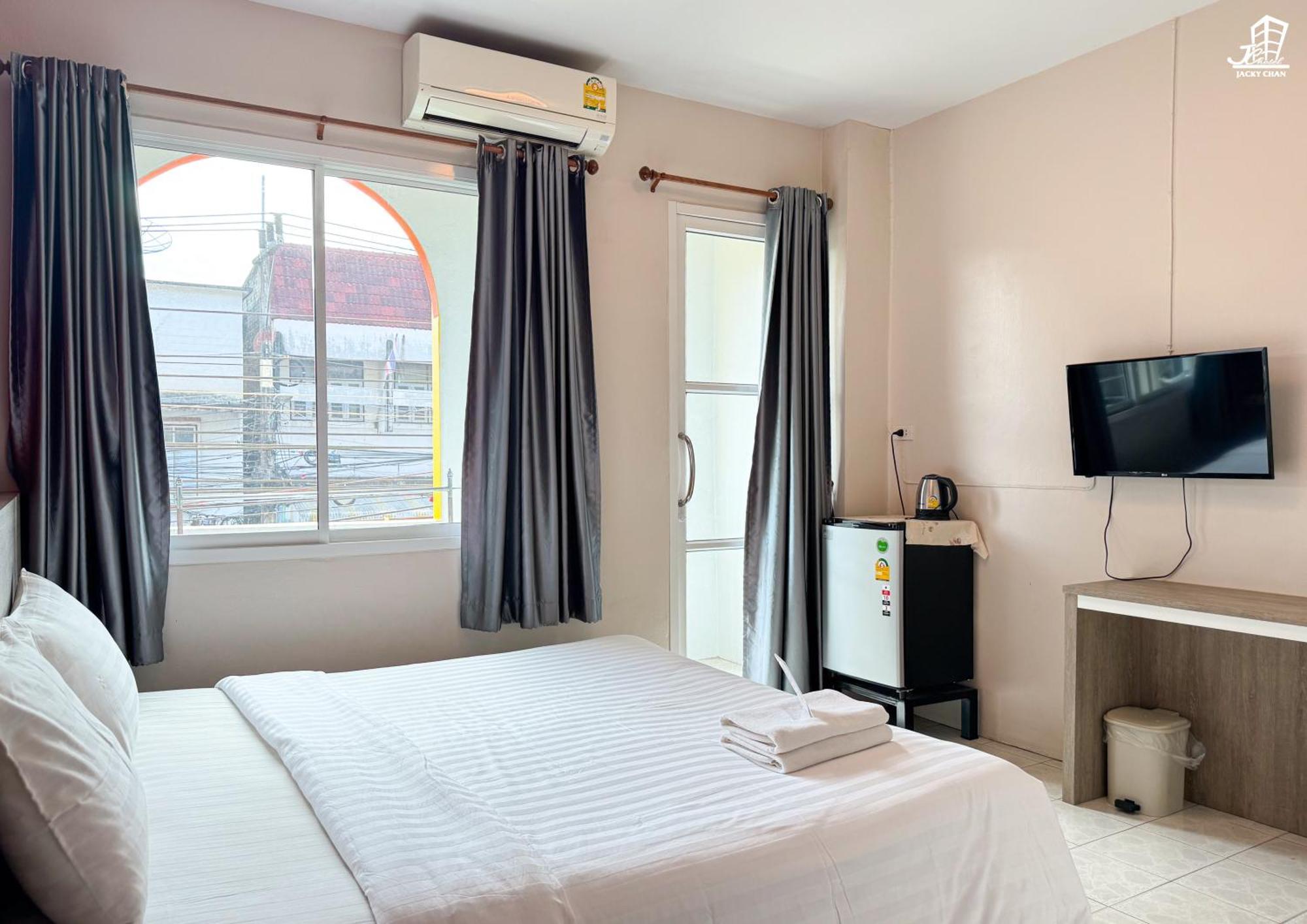 Jacky Chan Hotel 勿洞 外观 照片
